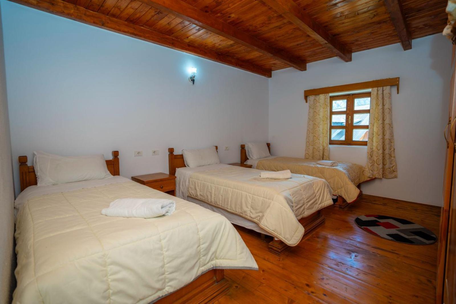 Hotel Bujtina Berishta Theth Exterior foto
